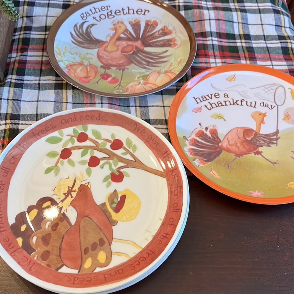 Pottery barn Kids Thanksgiving Plate Bundle